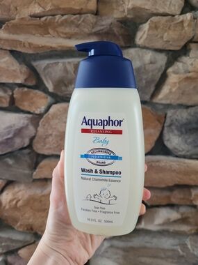 Aquaphor Baby Wash & Shampoo - Pediatrician Recommended - Baby Gift